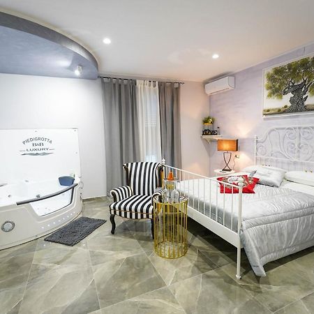 皮佐Piedigrotta Magique Luxury住宿加早餐旅馆 外观 照片